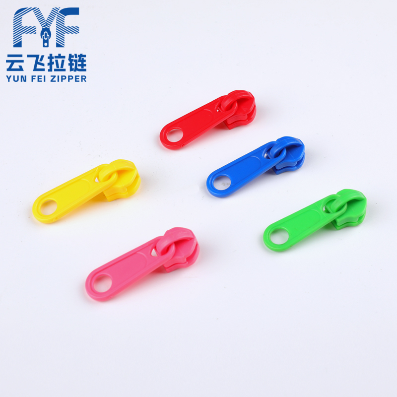 Plastic Long Extension One Way Auto-Lock Zipper Slider